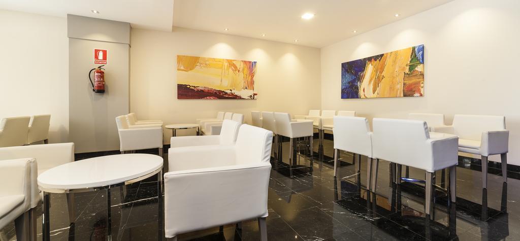 帕尔马诺瓦全球酒店 Palmanova 外观 照片