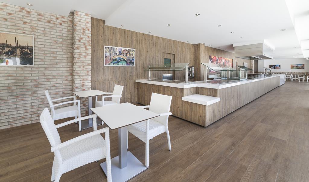 帕尔马诺瓦全球酒店 Palmanova 外观 照片